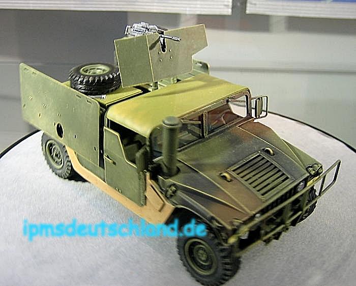 Academy_M998_IED_Gun_Truck_a