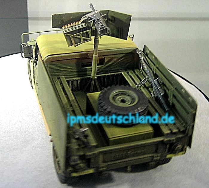 Academy_M998_IED_Gun_Truck_b