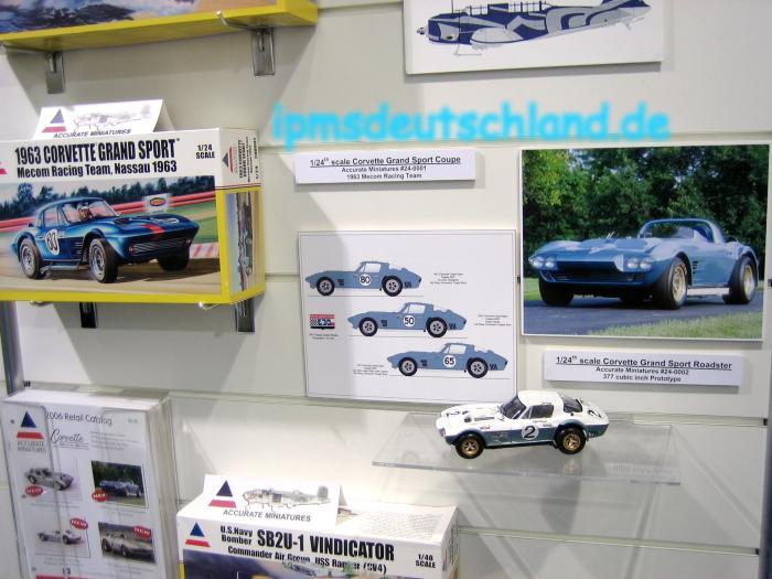 Accurate_Miniatures_1-24_Grand_Sport_Corvettes