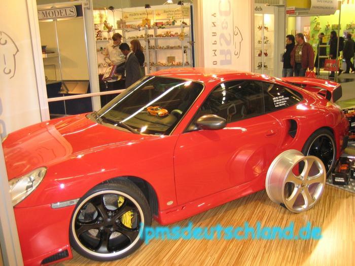 Cars_und_Co_Porsche_auf_dem_Messestand_b