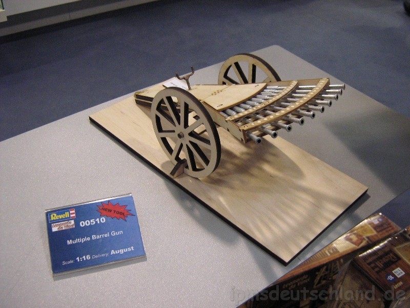 Revell_08