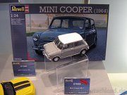 Revell_01