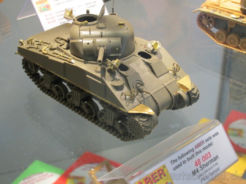 Aber_48_scale_armour_02