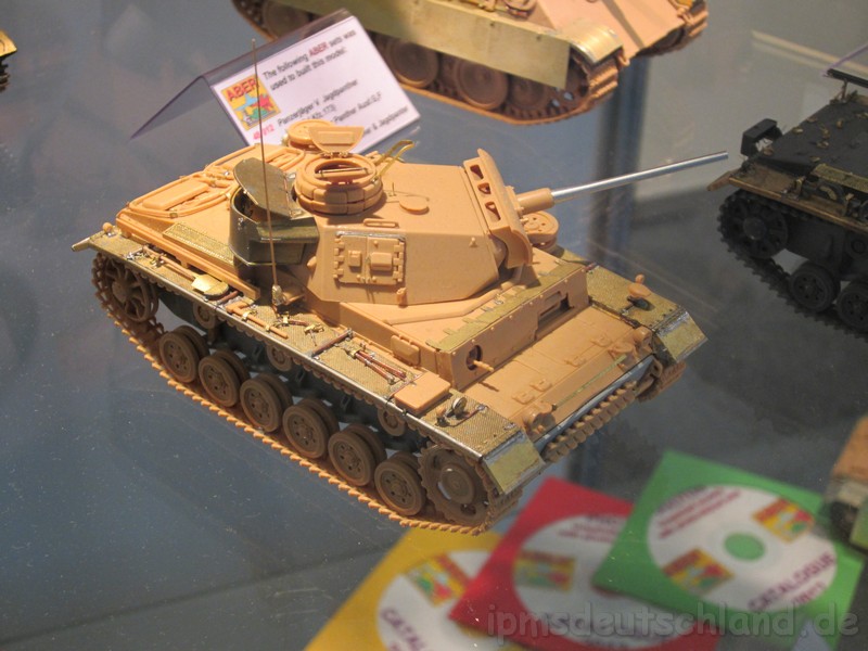 Aber_48_scale_armour_06