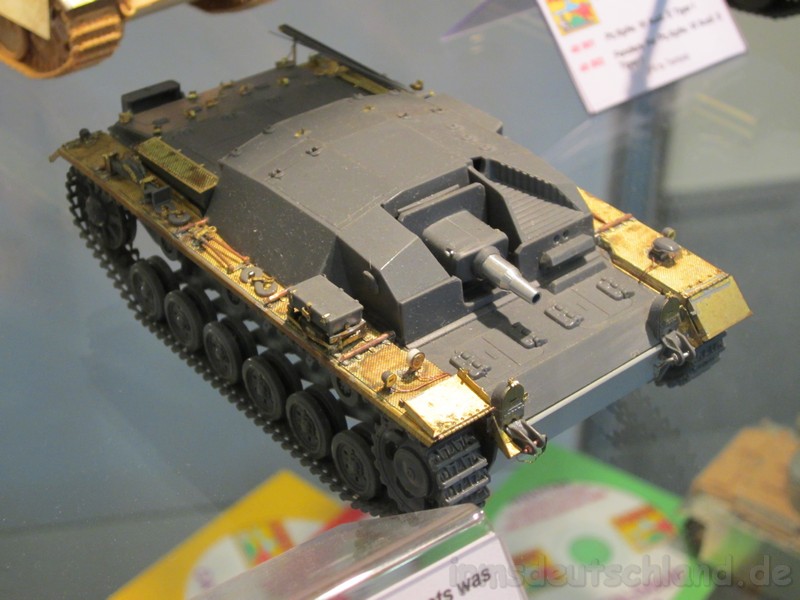 Aber_48_scale_armour_08
