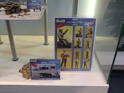 Revell_05