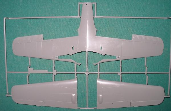 Focke wulf 190 D9 revell 1:32: Revell_Fw-190D9_01
