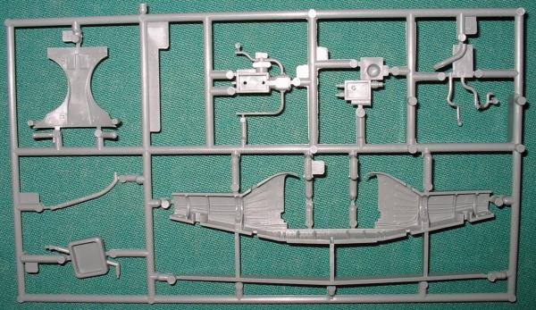 Focke wulf 190 D9 revell 1:32: Revell_Fw-190D9_04